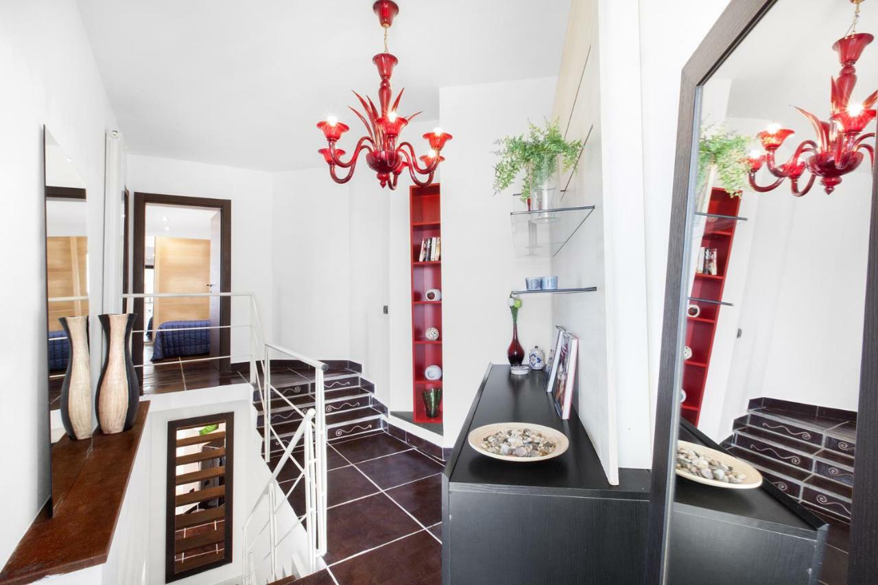 Amore Rentals - Casa Augusta A Sorrento Esterno foto